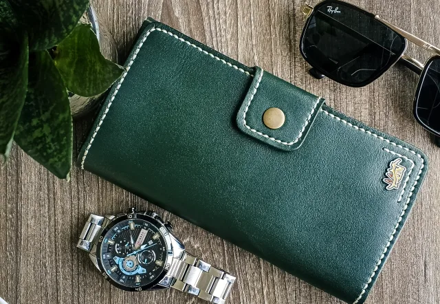 Long Wallets